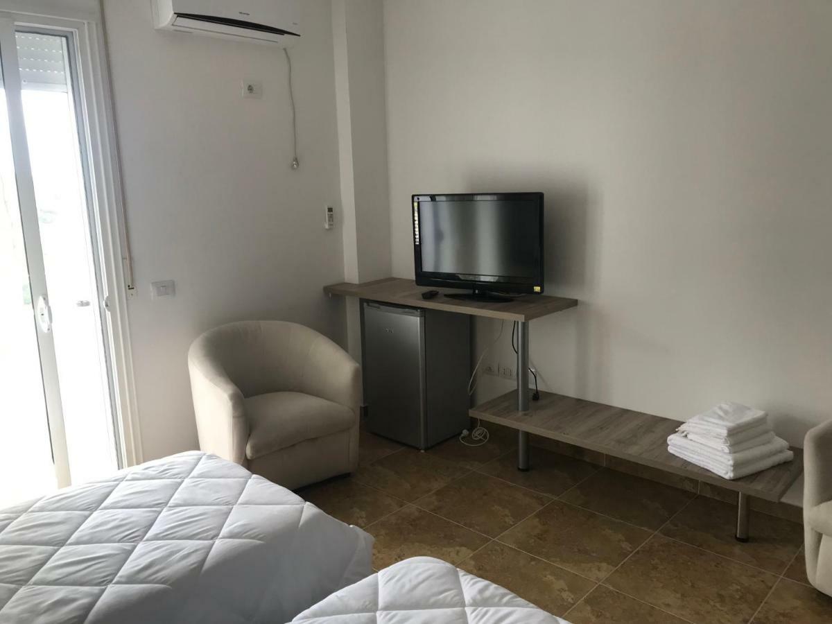 Residence David Vlorë Екстериор снимка