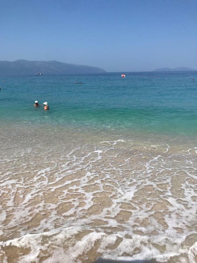 Residence David Vlorë Екстериор снимка
